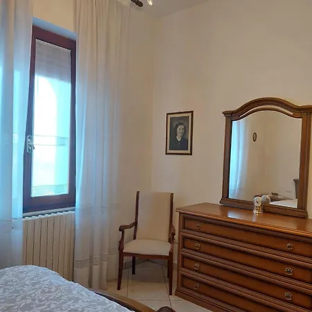 La Casa Di Rina Apartman *